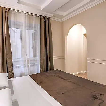 Aurelius Ponte Sant'angelo 4*